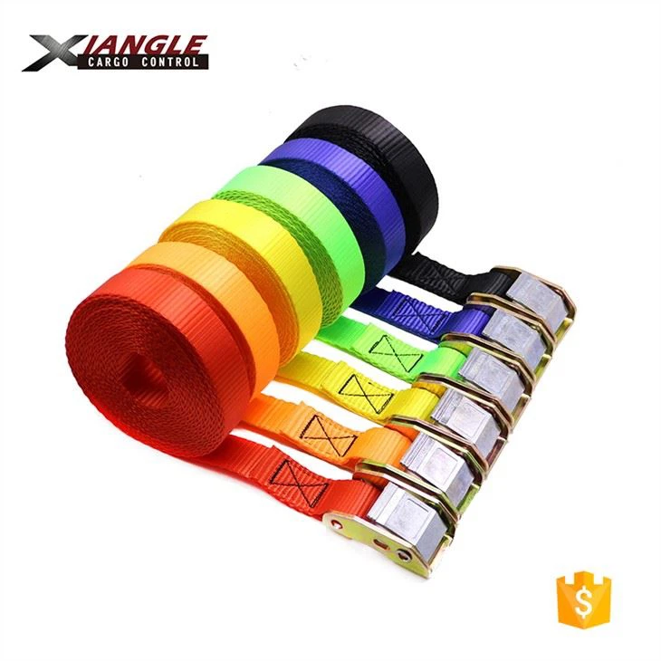 Ремень для крепления груза с металлической пряжкой